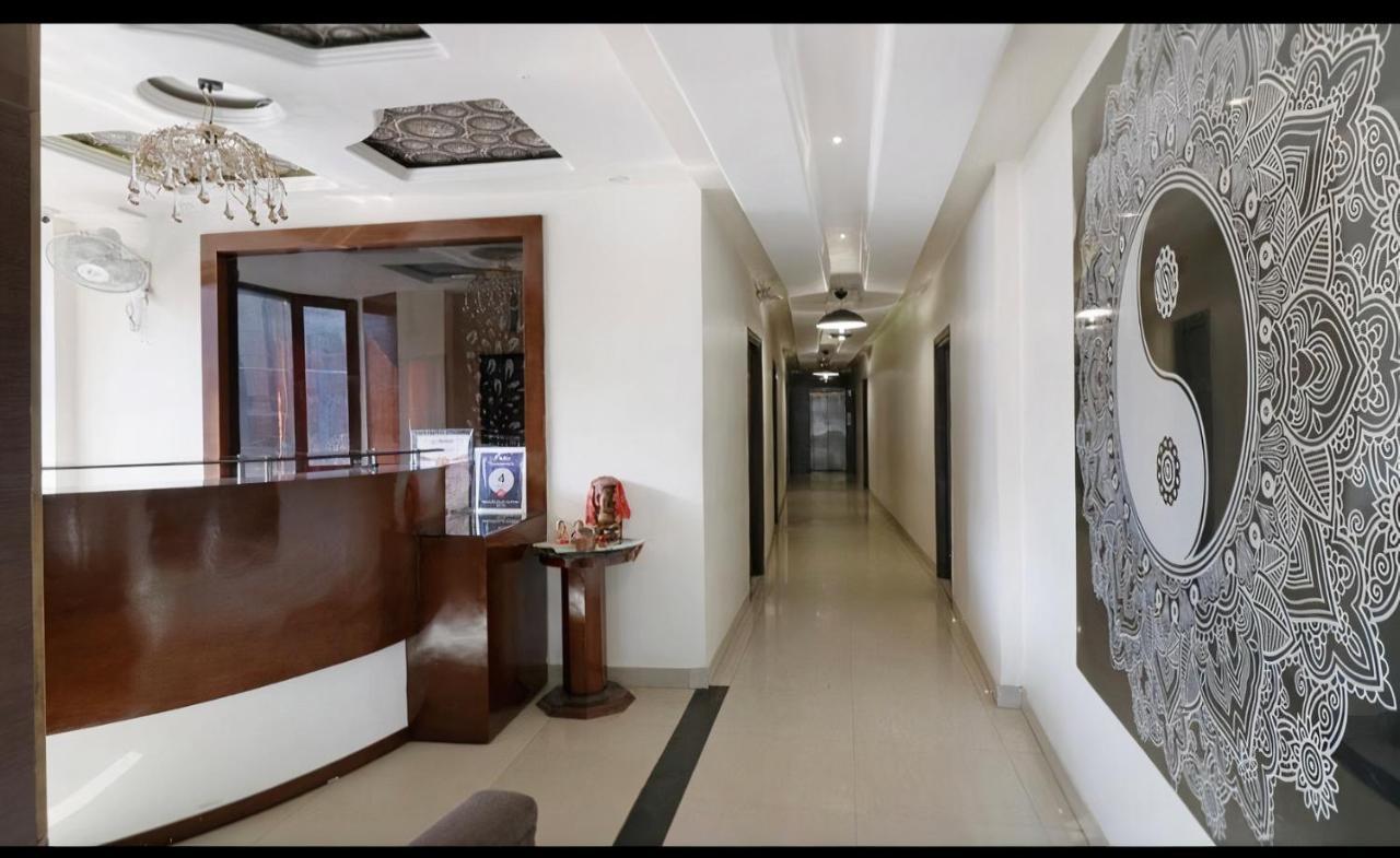 Hotel Himalaya Haridwār Екстериор снимка