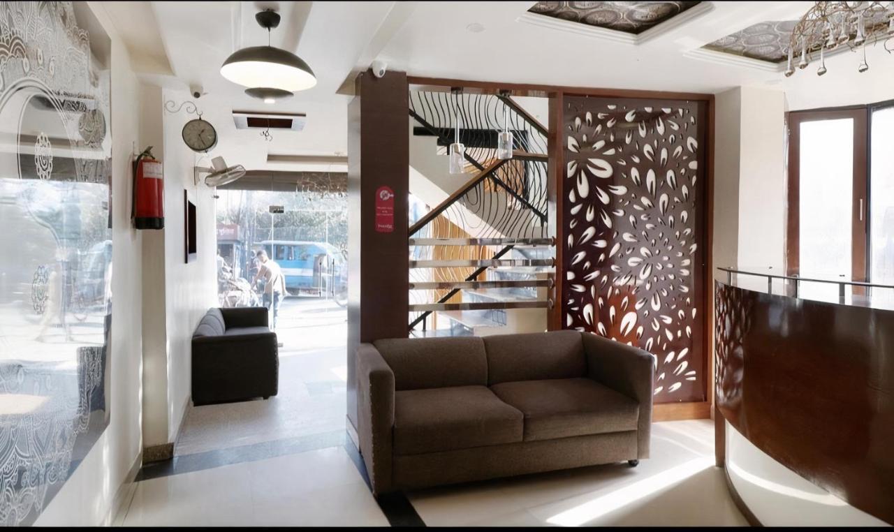 Hotel Himalaya Haridwār Екстериор снимка