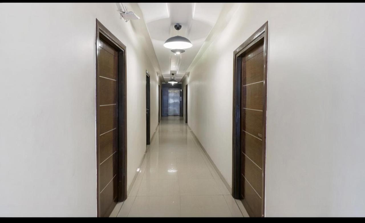 Hotel Himalaya Haridwār Екстериор снимка