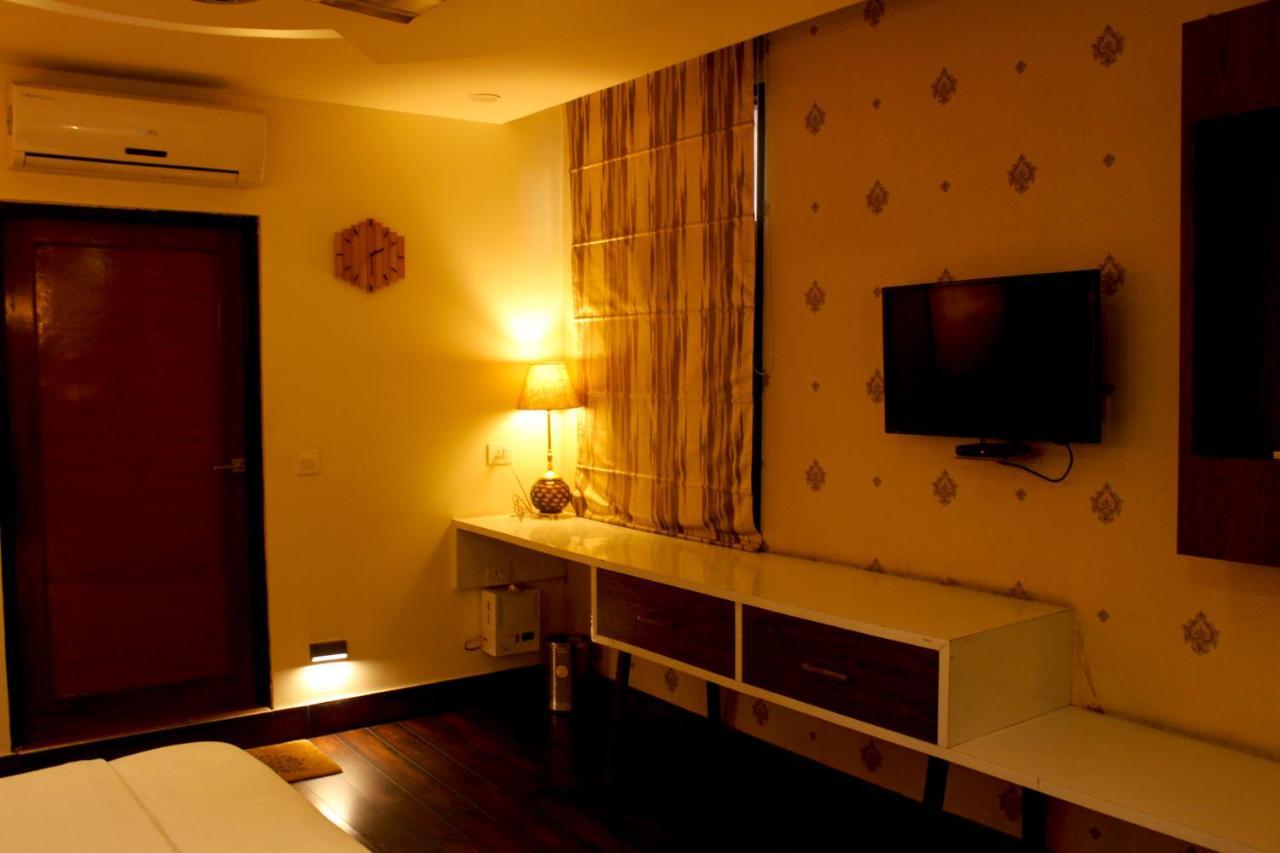 Hotel Himalaya Haridwār Екстериор снимка